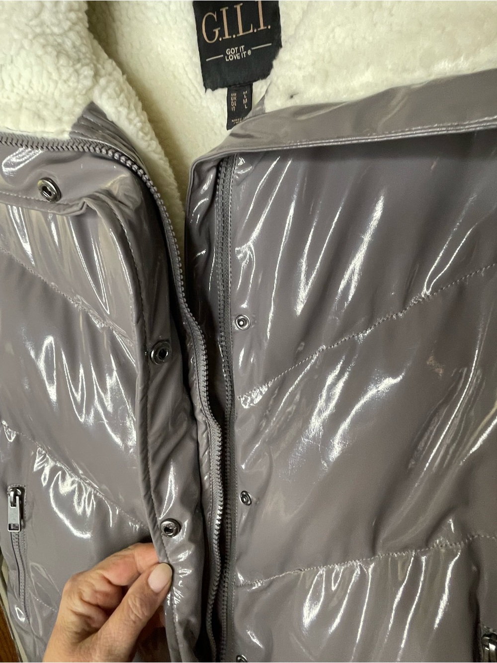 G.I.L.I. Shiny Gray Puffer Jacket with White Sherpa Trim Sz M - Picture 8 of 8